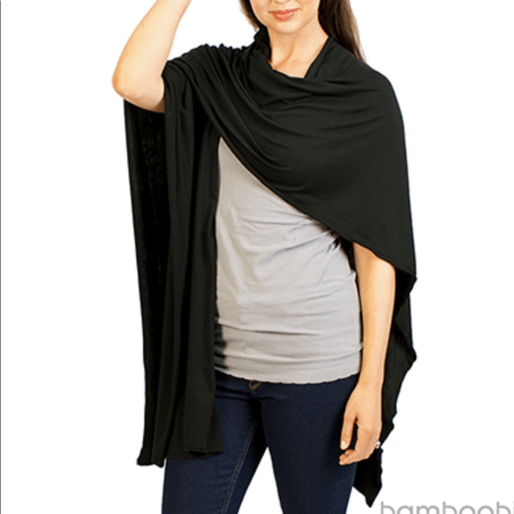 Bamboobies nursing shawl